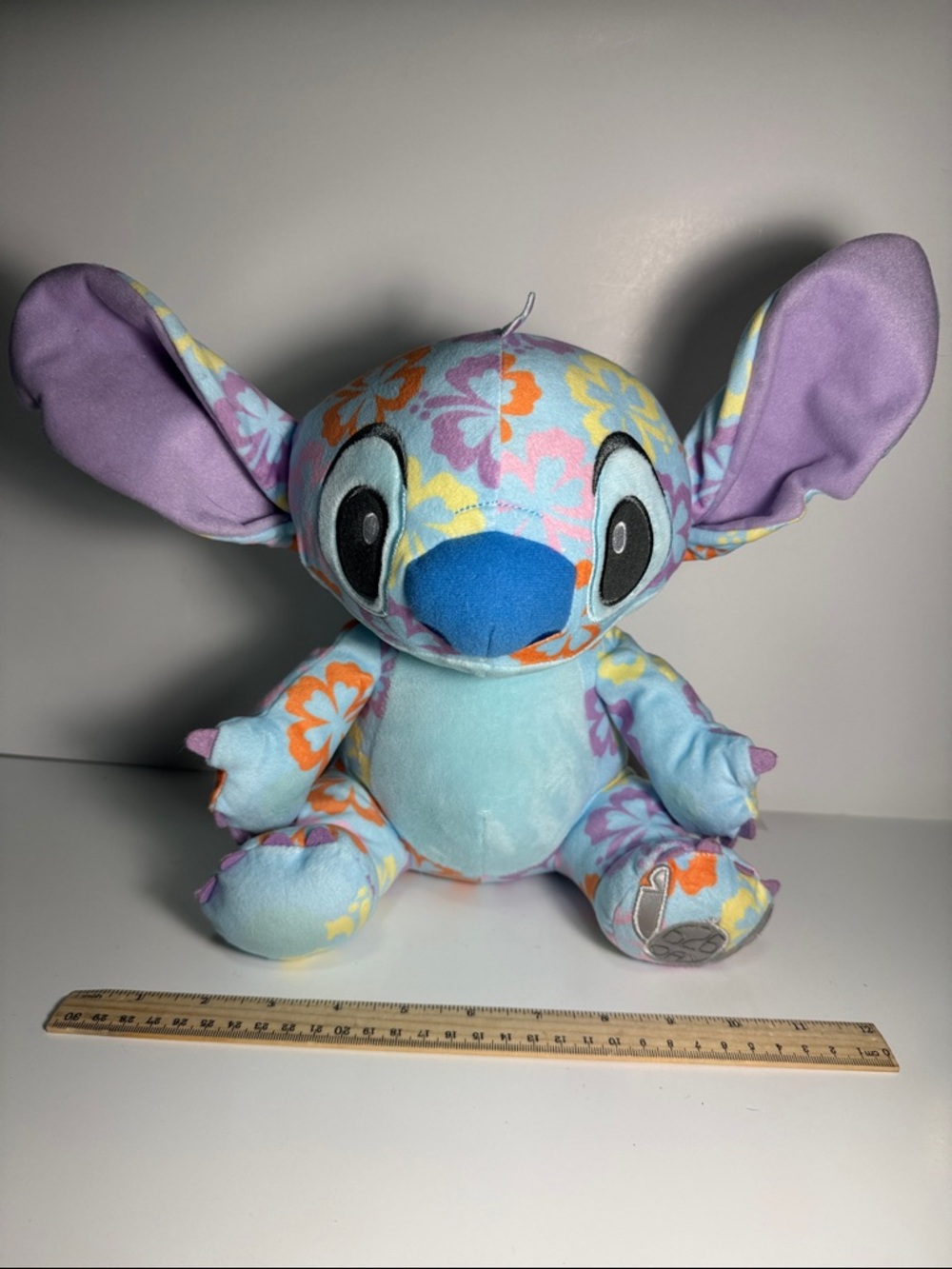 Disney Store Lilo & Stitch 626 Day tropical Hawaiian print plush toy clean!